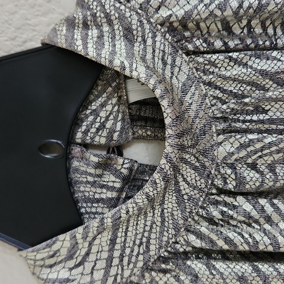 Anthropologie Halter Top - Picture 4 of 12